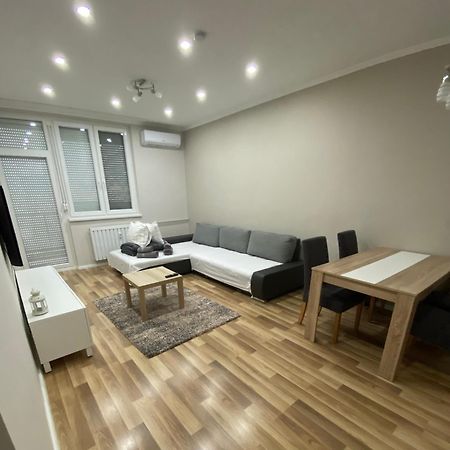 בודפשט M3 Zuglo Apartment מראה חיצוני תמונה
