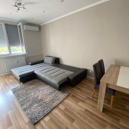 בודפשט M3 Zuglo Apartment מראה חיצוני תמונה